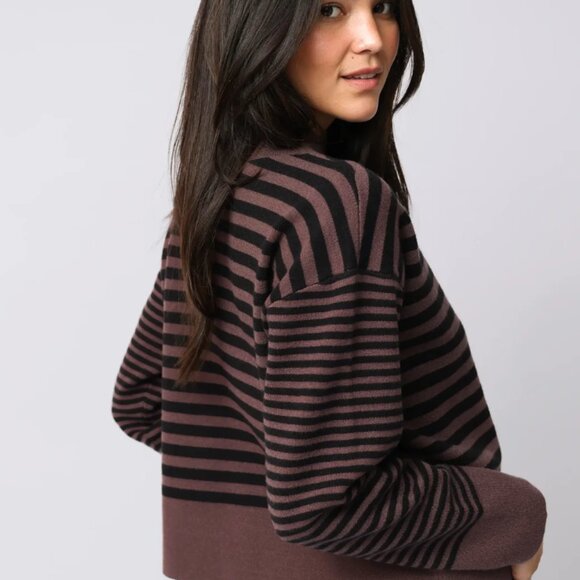 NWT NATURAL LIFE Brown and Black Striped Turtleneck Sweater Montauk Size Medium - Picture 3 of 7